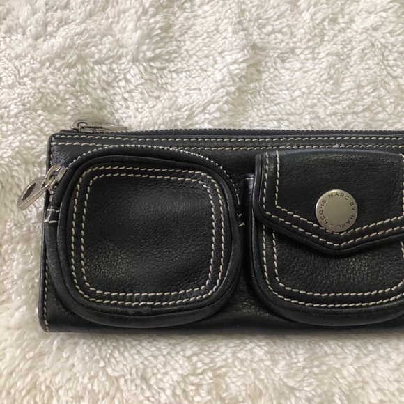 Authentic Marc Jacobs folded Wallet large - Picture 2 of 5